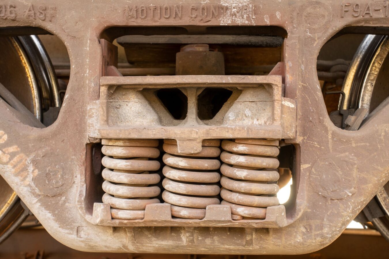 comparison between steel coil spring and fiberglass composite spring