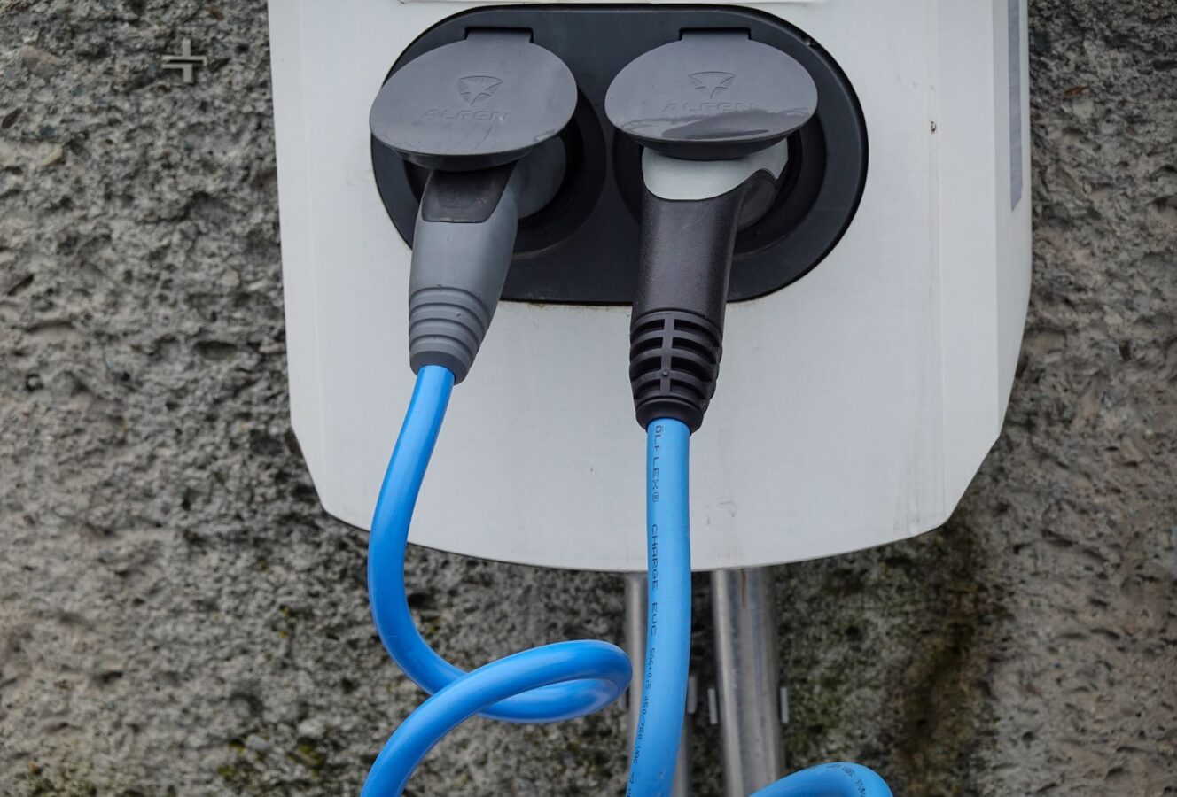 damaged ev charging cable burned connector pins