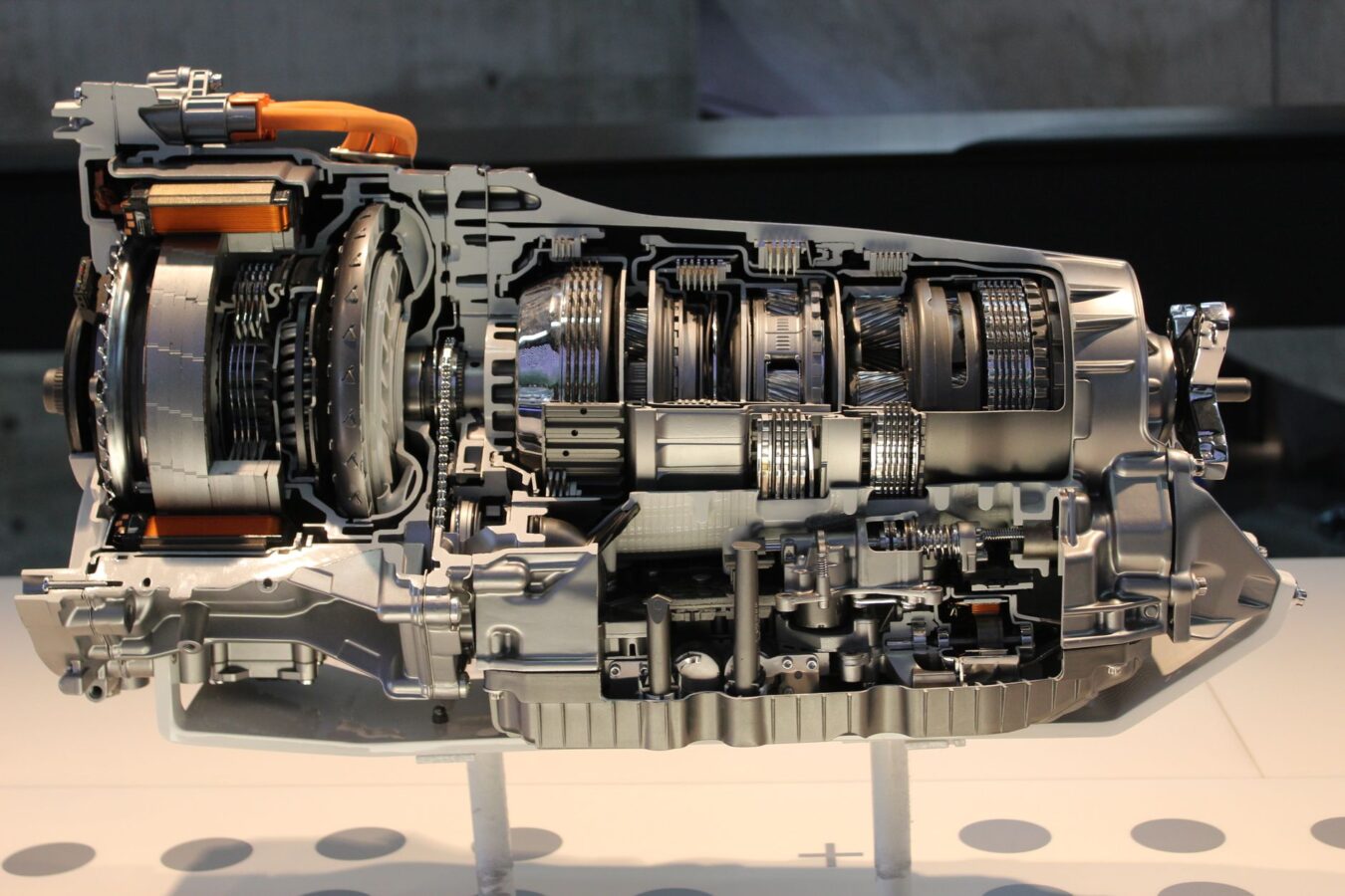 overrunning alternator pulley cutaway view showing internal spring and clutch mechanism