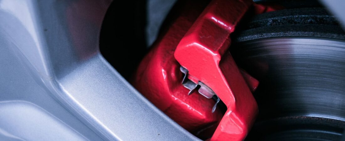 Piston d’étrier : rôle, fonctionnement et anatomie
