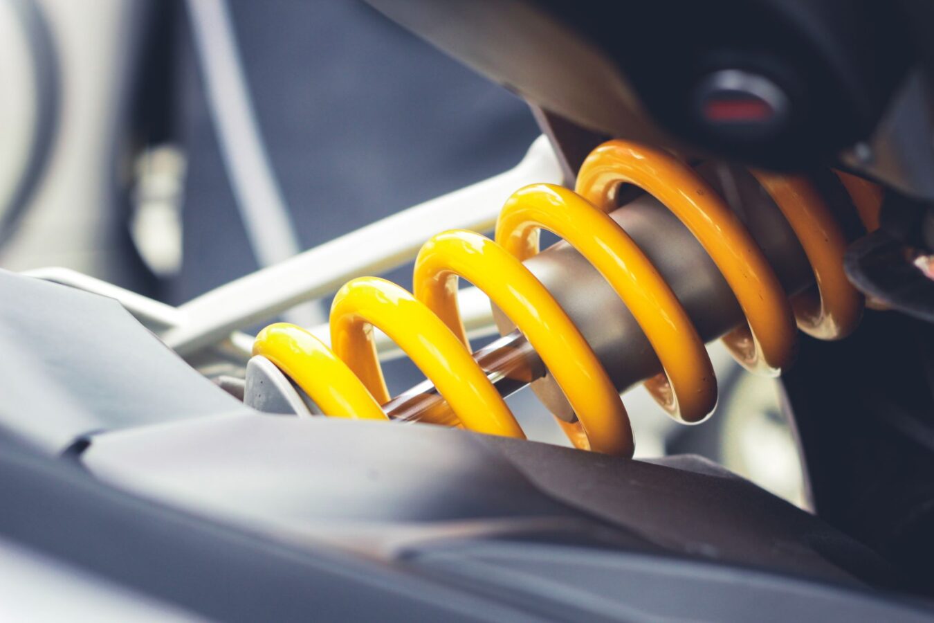 comparison of twin tube and monotube shock absorber designs