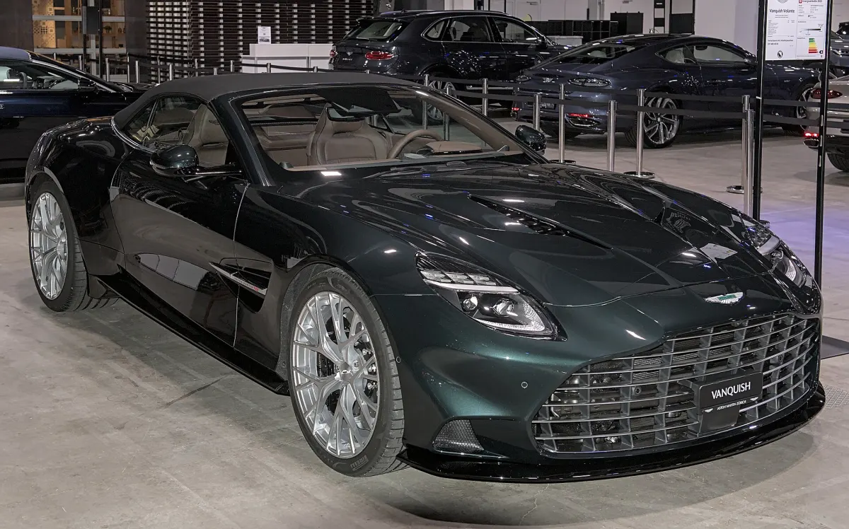 Aston Martin Vanquish Volante