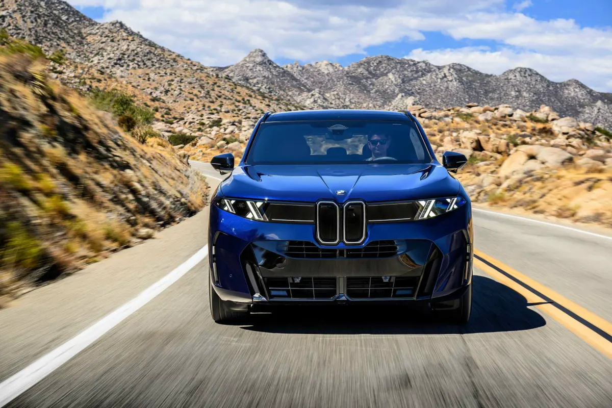 BMW X5 40 xDrive (G65), face avant en mouvement