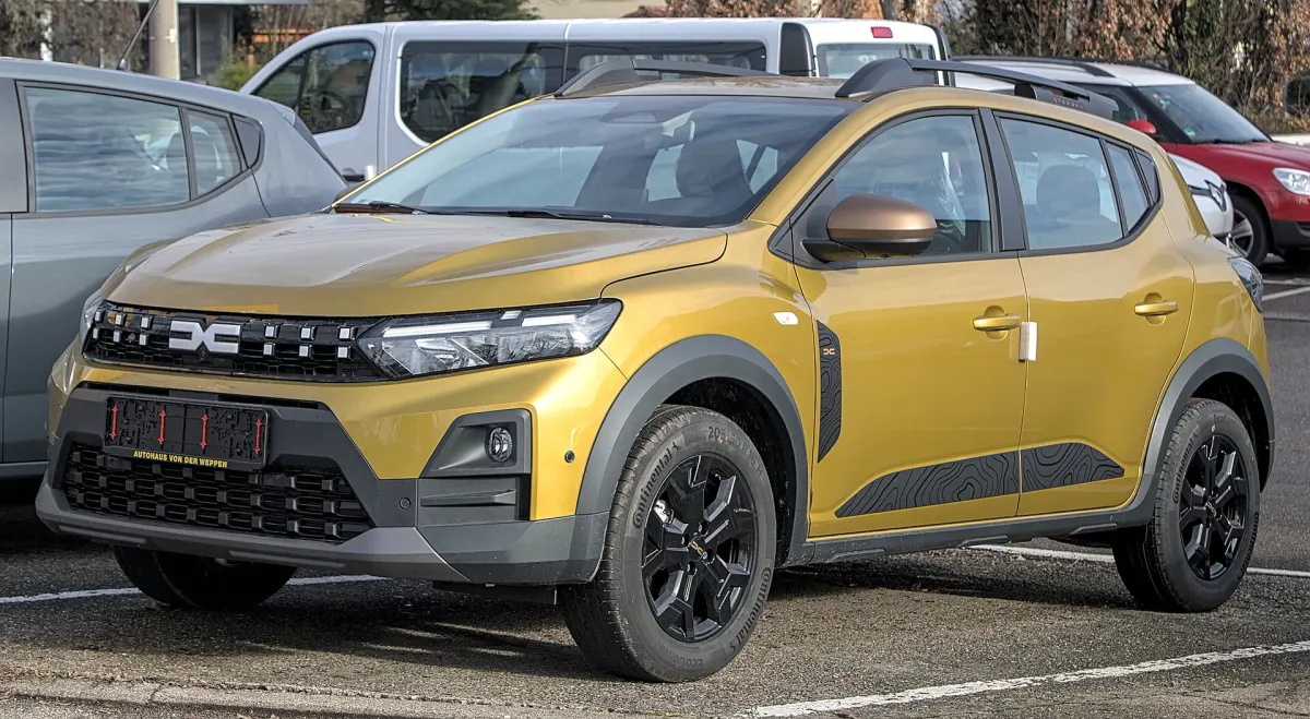 Dacia Sandero Stepway restylée, avant 3/4