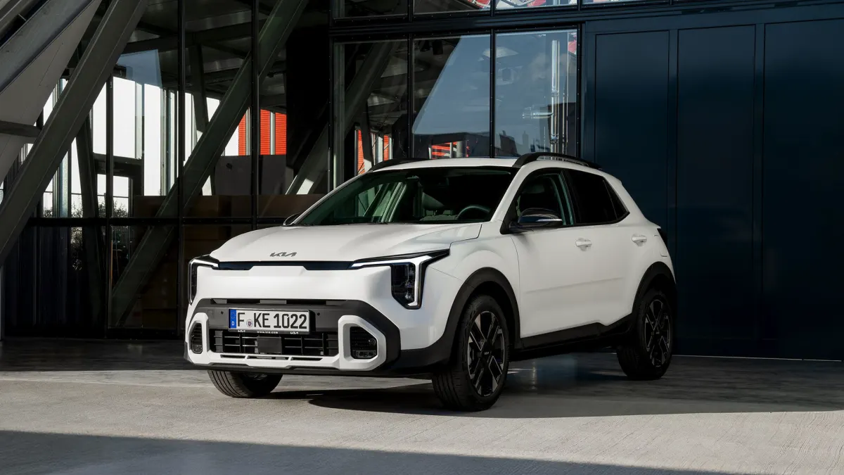 Kia Stonic restylé GT-Line, vue avant trois quarts