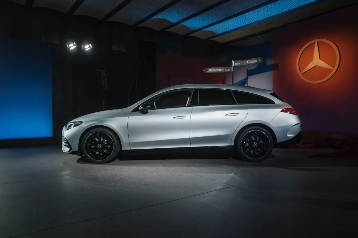 Mercedes CLA Shooting Brake électrique, profil