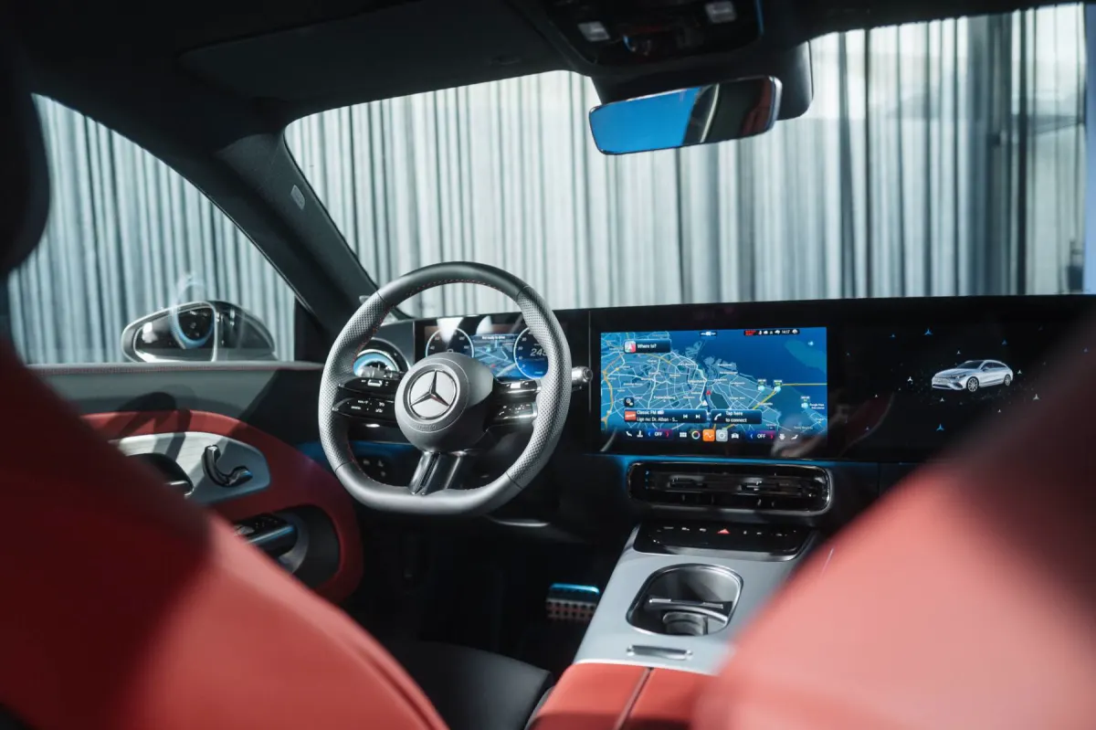 Mercedes CLA Shooting Brake électrique, planche de bord et écran MBUX