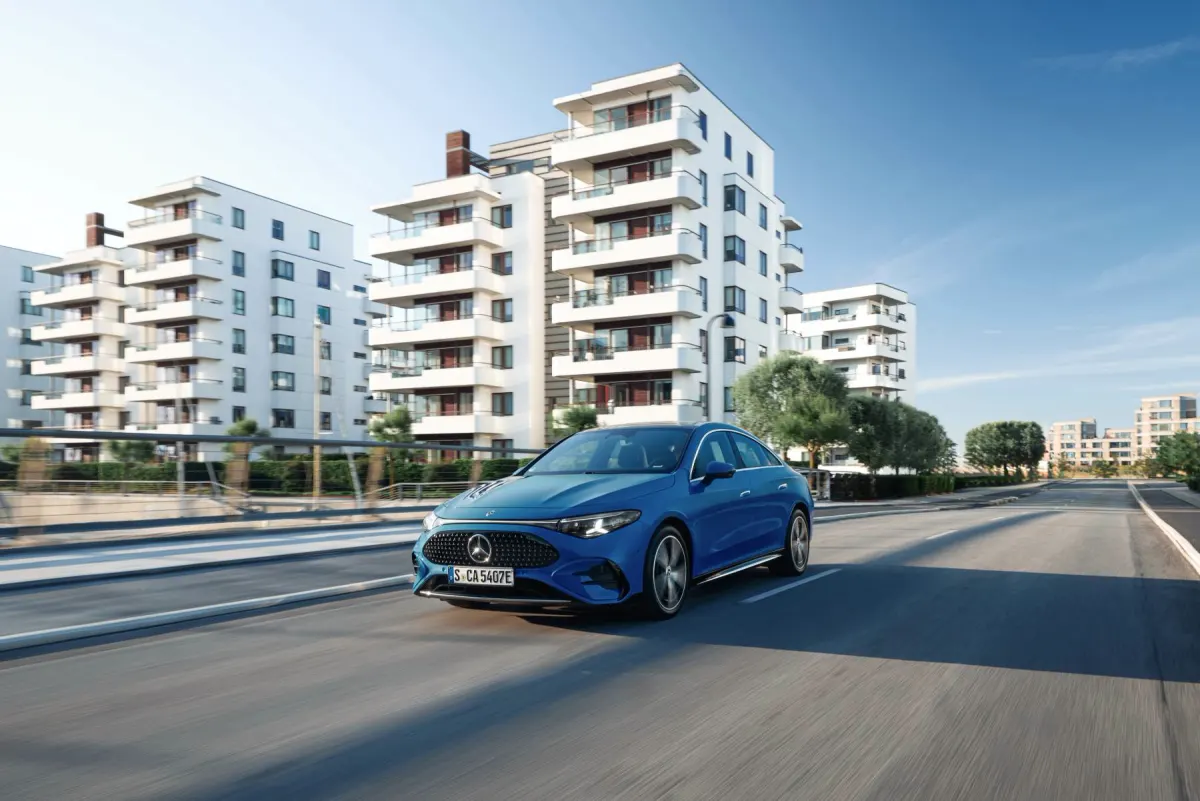 Mercedes-Benz CLA (électrique), avant trois quarts