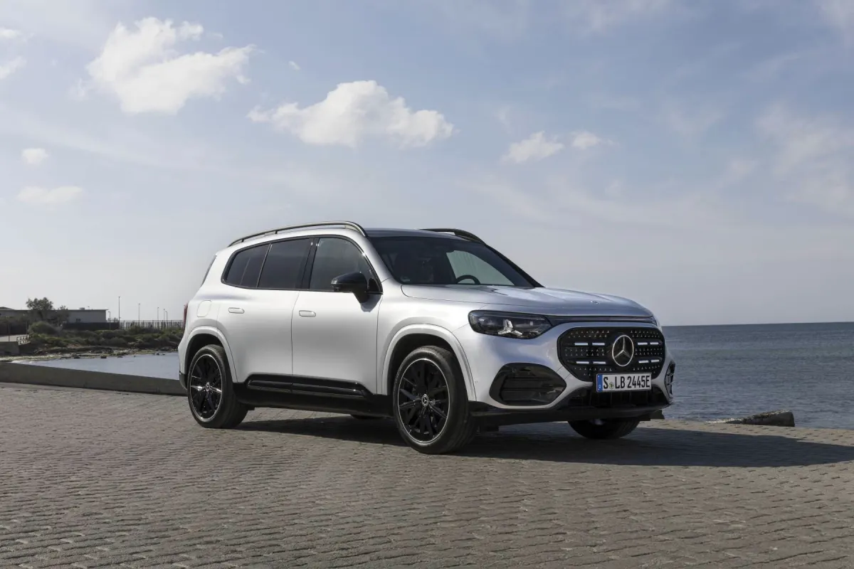 Mercedes-Benz GLB (électrique), avant trois quarts