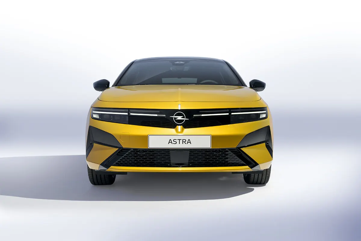 Opel Astra restylée, face avant