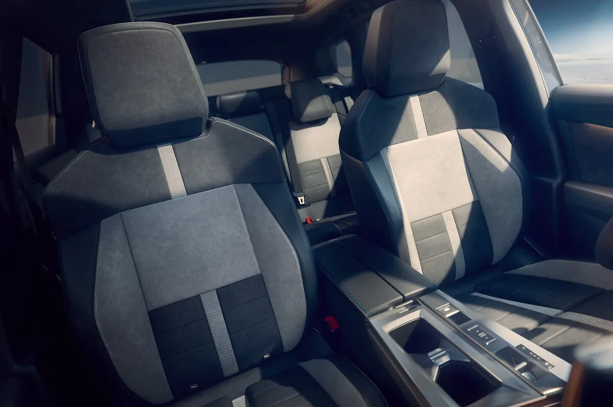 Opel Grandland Electric AWD, sièges et console centrale