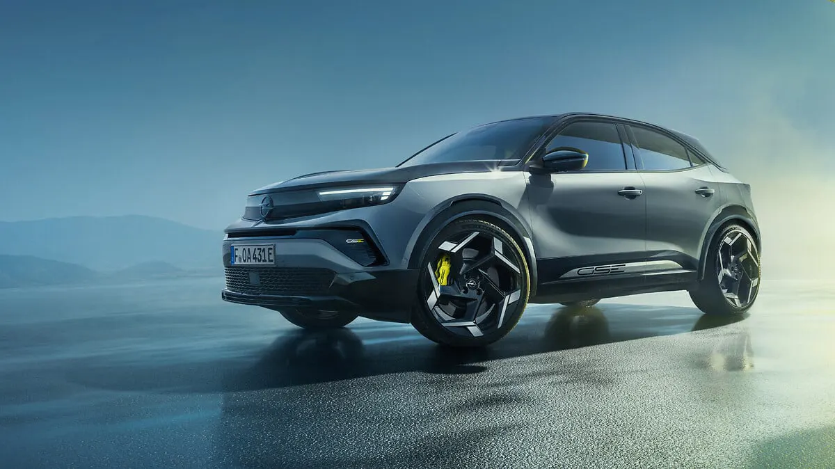 Opel Mokka GSE, avant trois quarts